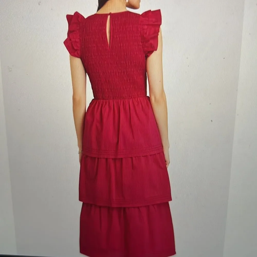 Saylor Audrina Smocked tiered midi dress size P NWT - Picture 2 of 9